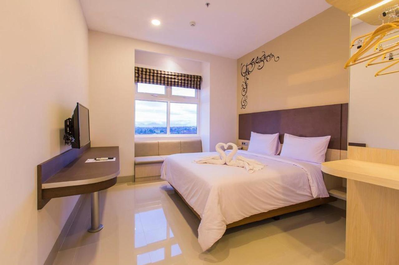 Sparks Odeon Sukabumi, Artotel Curated Extérieur photo
