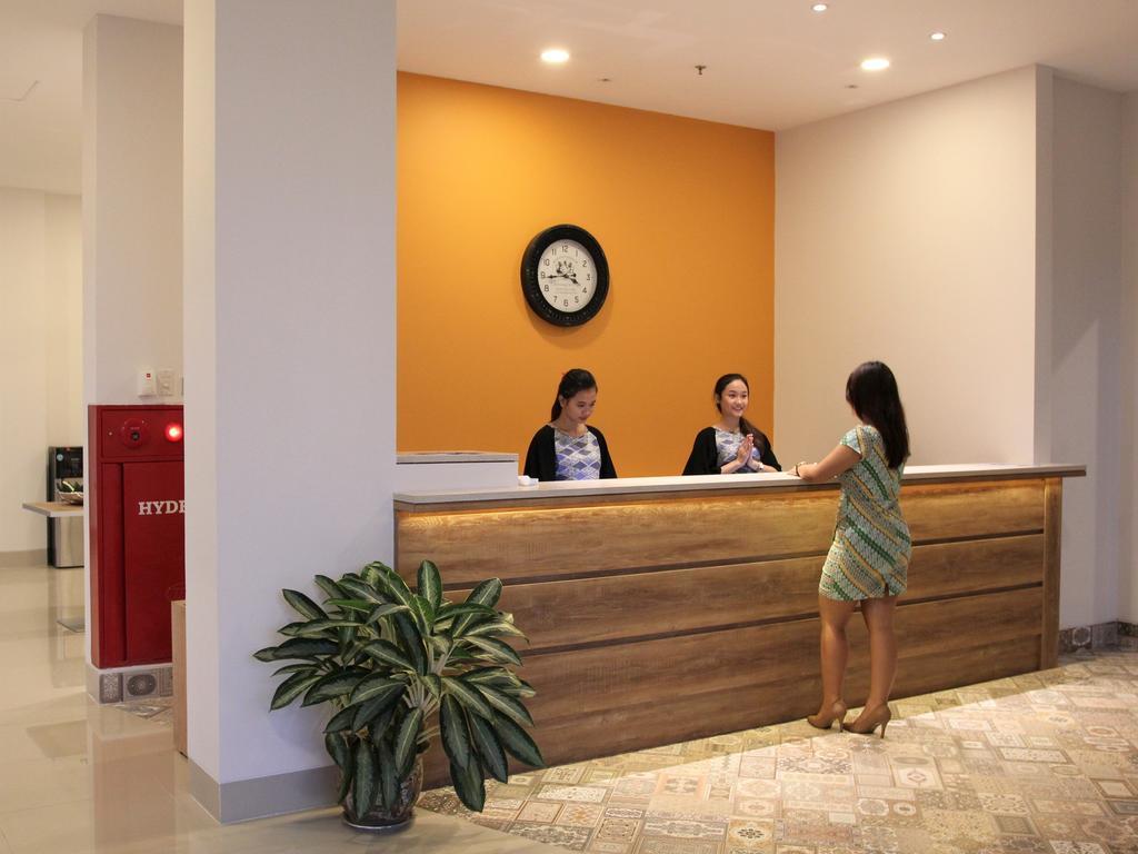 Sparks Odeon Sukabumi, Artotel Curated Extérieur photo