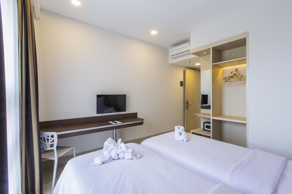 Sparks Odeon Sukabumi, Artotel Curated Extérieur photo