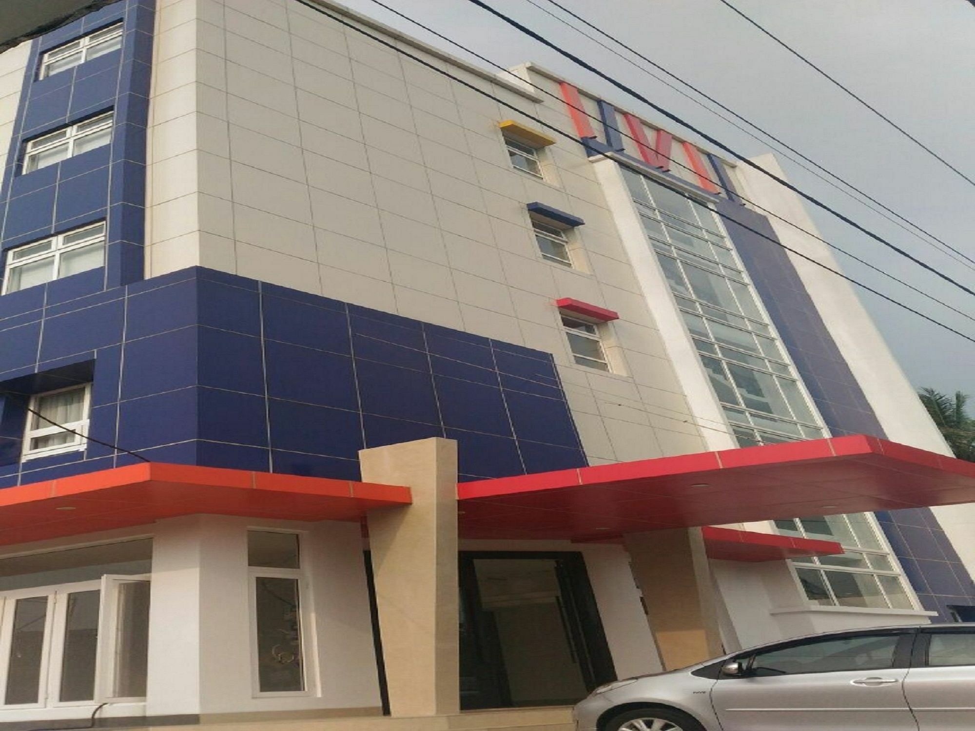 Sparks Odeon Sukabumi, Artotel Curated Extérieur photo